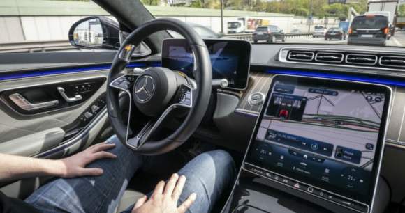 Mercedes Drive Pilot