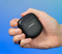 Les Bose QC Earbuds II // Source : Chloé Pertuis pour Frandroid