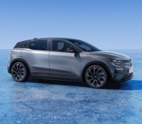 Ce que cache réellement la « hausse » de prix de la Renault Mégane électrique : on est allé fouiller dans les archives