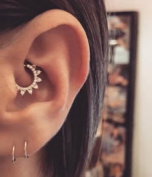 tendance-piercing-oreille-daith