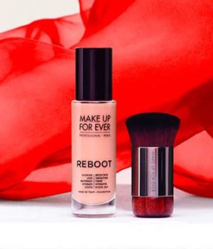 fond de teint reboot make up for ever