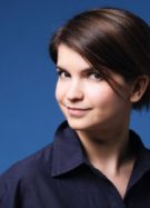 Juliette Oury, autrice de Dès que sa bouche fut pleine // Source : Pascal Ito / Flammarion